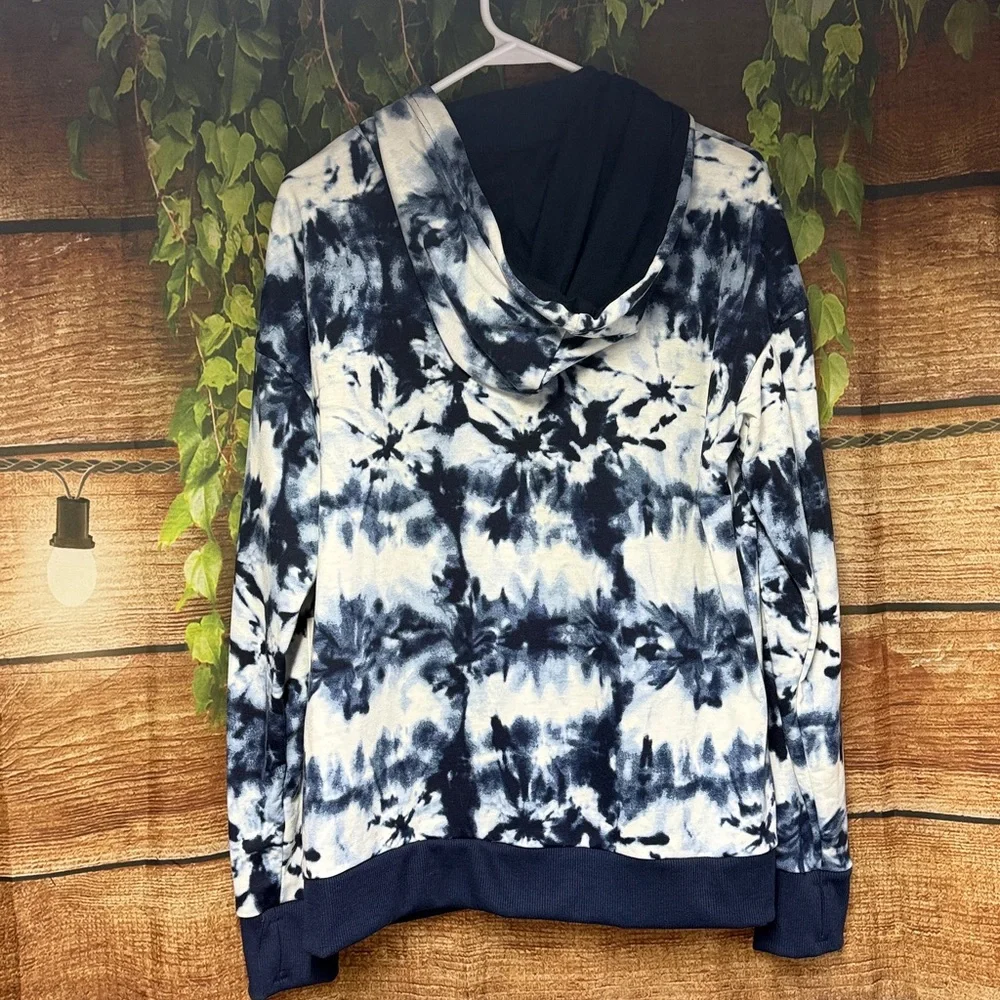 🆕LuLaRoe Blue Tie-Dye Hoodie Jacket - Picture 2 of 4